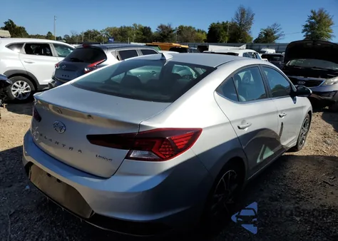 2019 Hyundai Elantra Limited z USA, uszkodzony, nr VIN 5NPD84LF7KH440935